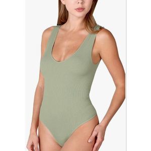 💥HP💥 Sunday Best Aritzia Ribbed Bodysuit